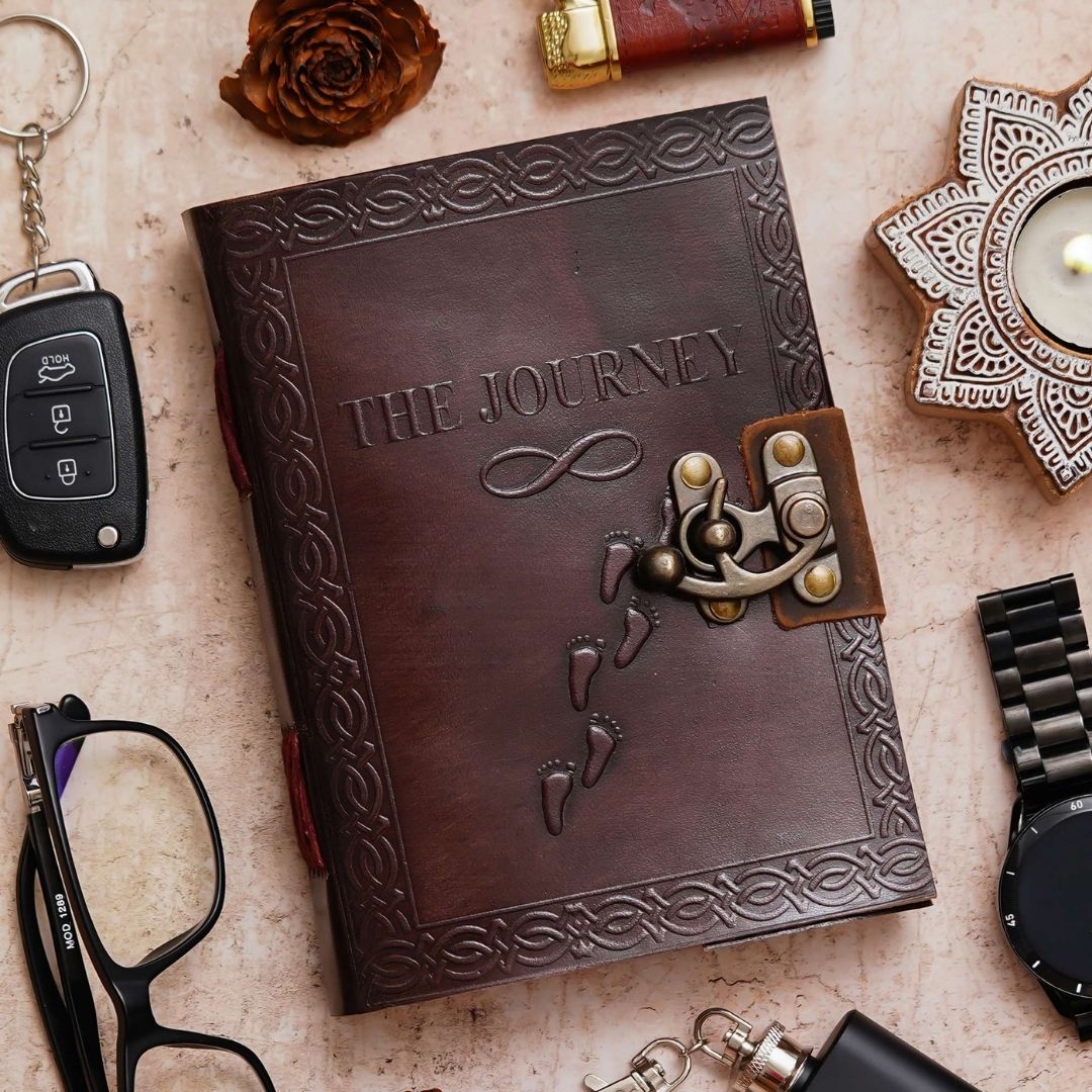 The Journey Leather Journal FI